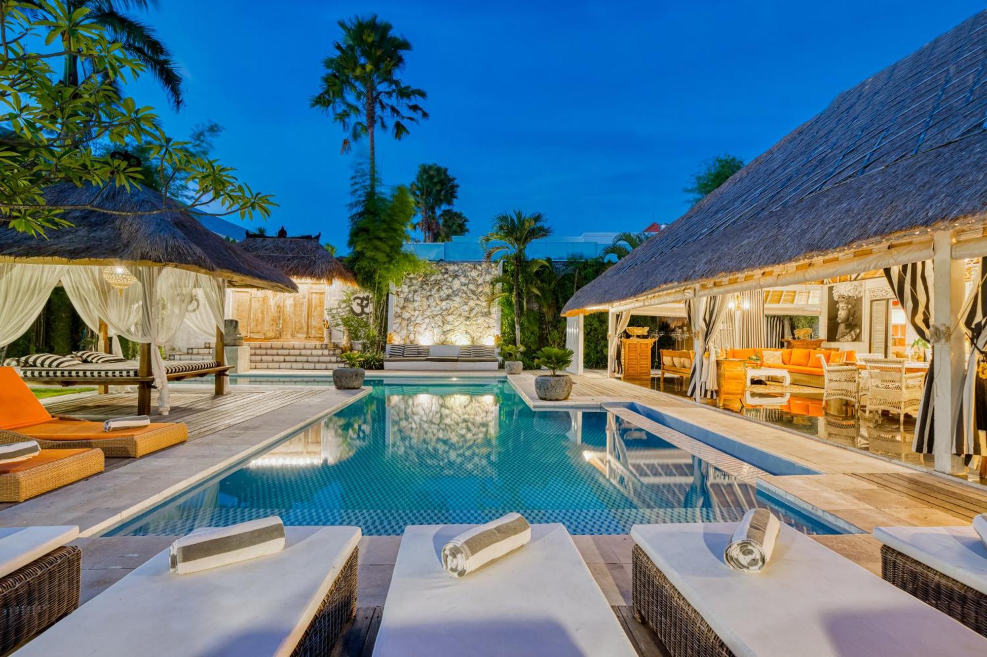 Villa Kalis, 10 Bedroom Family And Group Villa 세미냑 외부 사진
